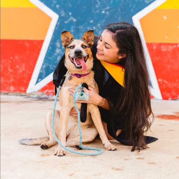 Meet Your Posher, Miranda - Picture 3 of 4